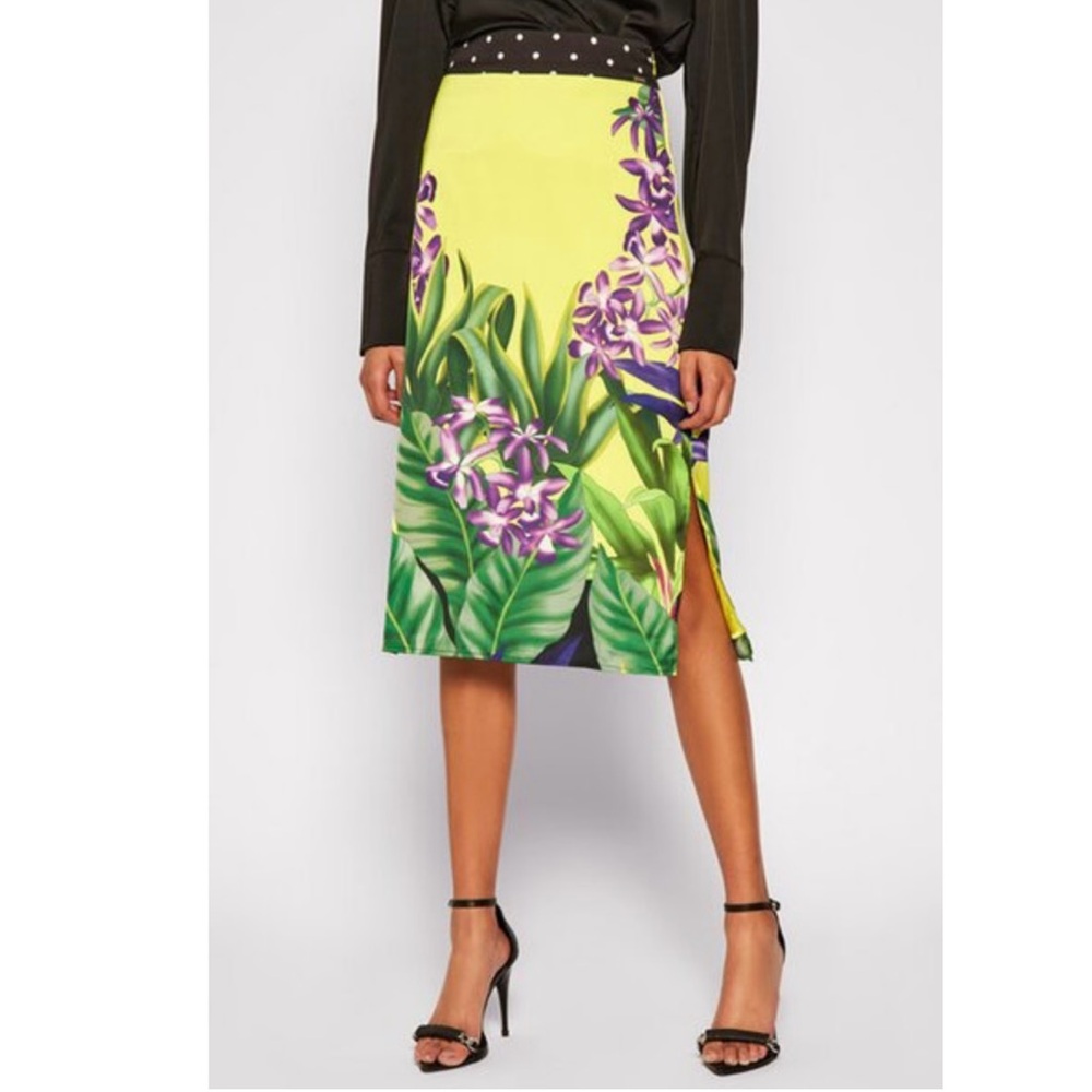 GUESS SKIRT